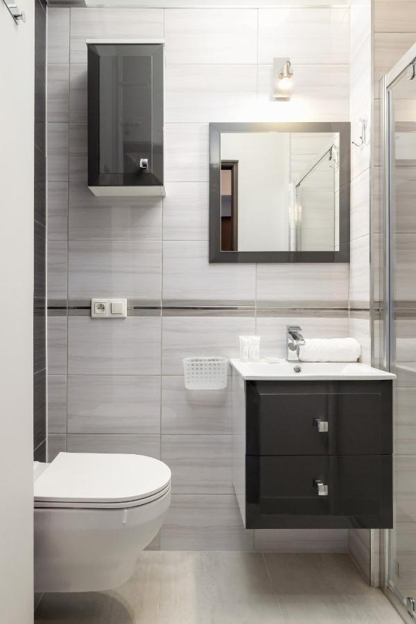 Stylish Korfantego Apartment Next To Spodek By Noclegi Renters Katovice Exteriér fotografie