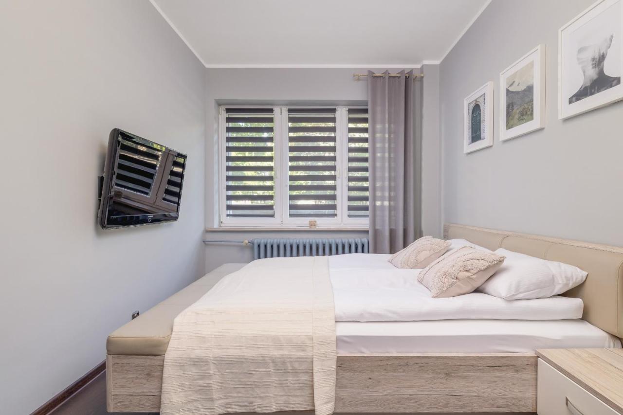 Stylish Korfantego Apartment Next To Spodek By Noclegi Renters Katovice Exteriér fotografie