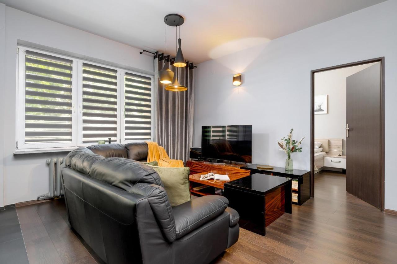 Stylish Korfantego Apartment Next To Spodek By Noclegi Renters Katovice Exteriér fotografie